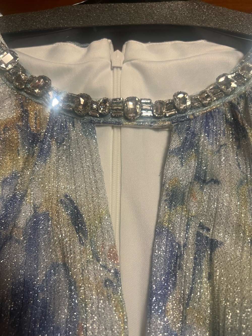 NWT Eliza J Sleeveless Halter Floral Maxi Dress in Blue and Cream Jewel Collar 1 - Picture 6 of 8